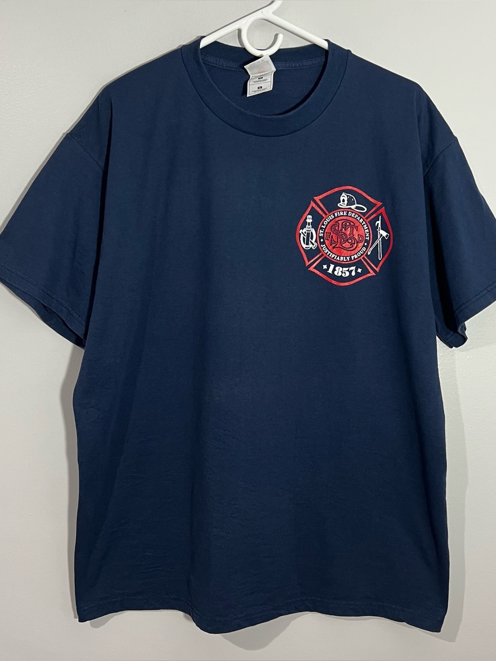 Vintage St Louis Fire Department Blue Red White Short Sleeve T-Shirt Mens XL